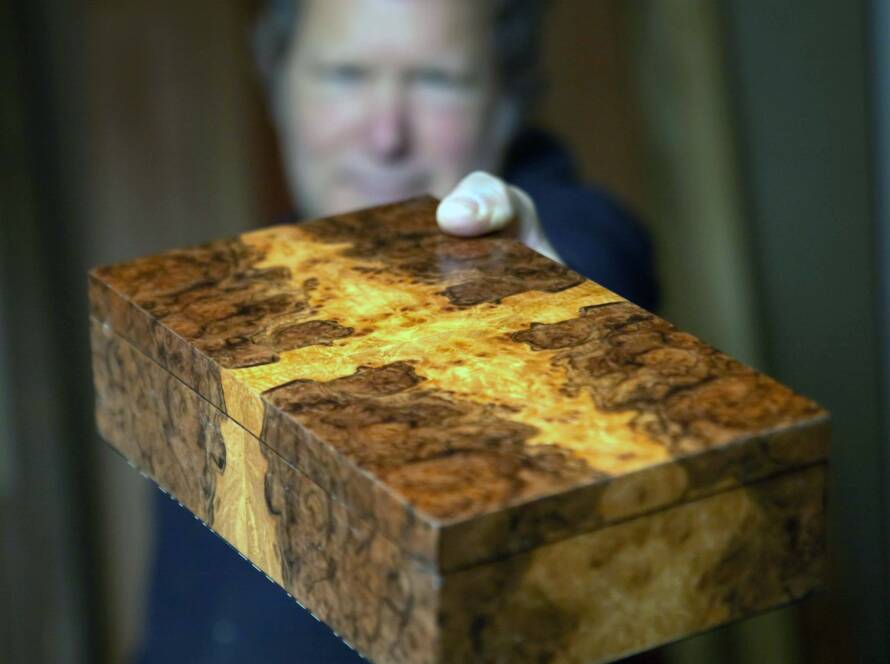 Making a Veneered Miter Fold Box - Image 1