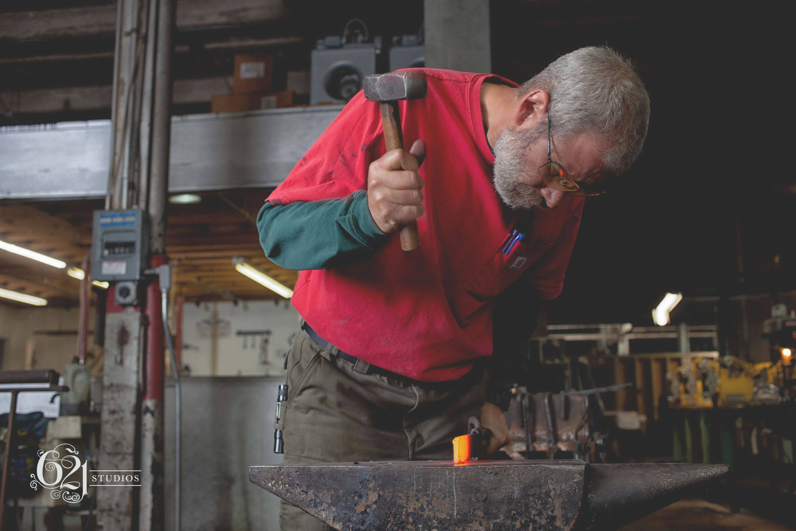 Make a Hunting Knife - Image 2